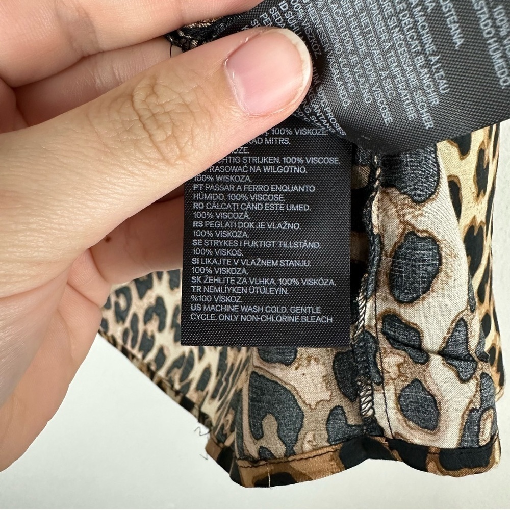 H&M Brown Tan Cheetah Animal Print Casual Short Ruched Sleeves Top Size Medium - Picture 6 of 7